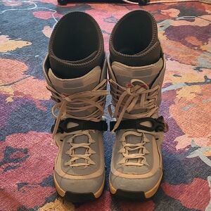 Flyway Gray and Light Blue Woman's Clip In Snowboard Boots
